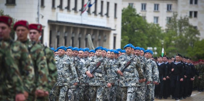 Плевнелиев: Народът винаги е вярвал в своята армия