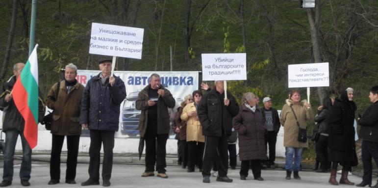 Казанджии: Блокираме пътища, ако не ни чуят управляващите