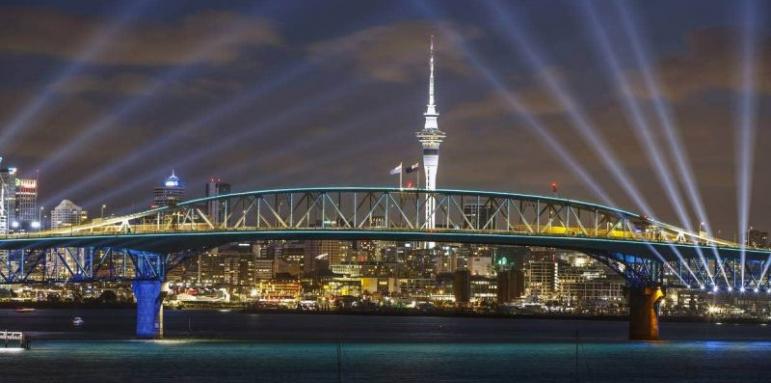 Нова Зеландия посрещна Нова година без ограничения и без заря