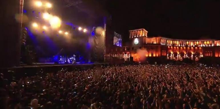 ВИДЕО: System of a Down с паметен концерт в Ереван 