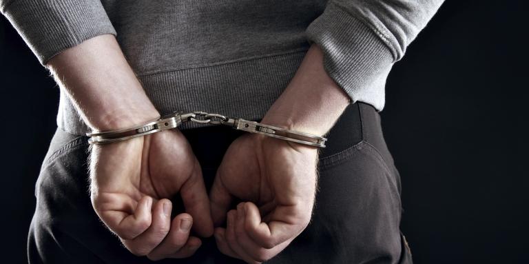 Шестима задържани за ало-измами в Разград