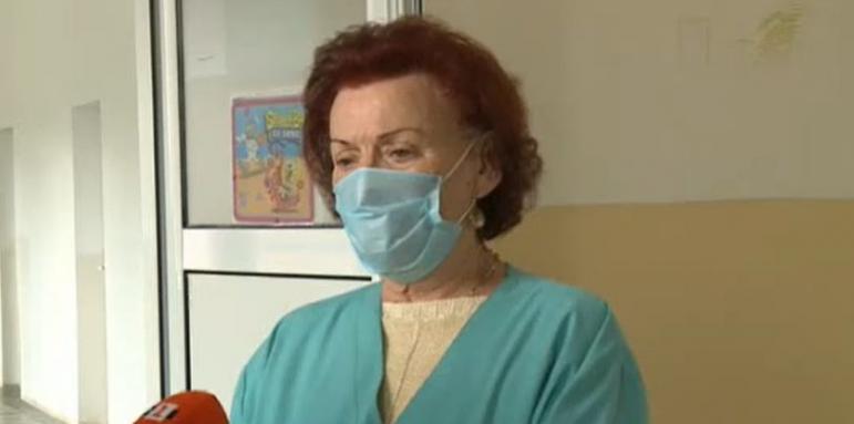 На 81 години е единственият инфекционист в Дупница