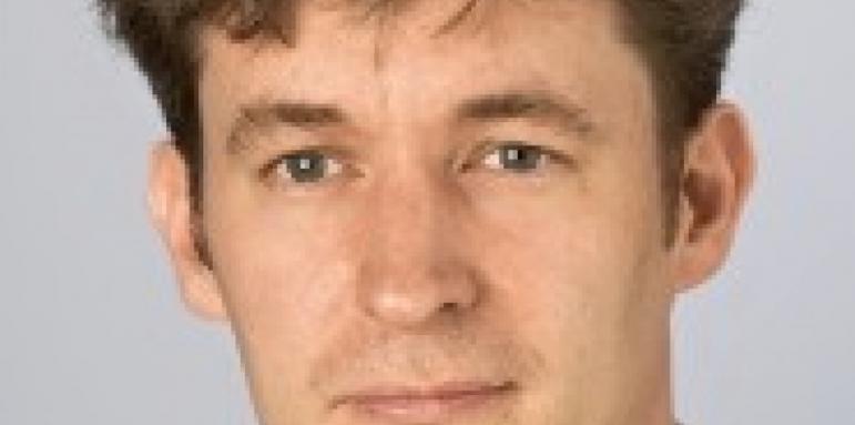 Европа буташе стени, сега отново ги издига