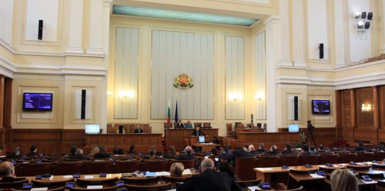 Депутатите ще обсъждат ваксините от Турция