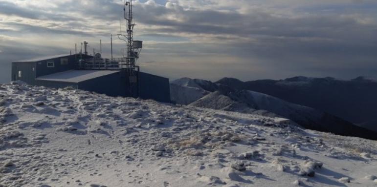 Сняг покри района на връх Мусала тази сутрин 