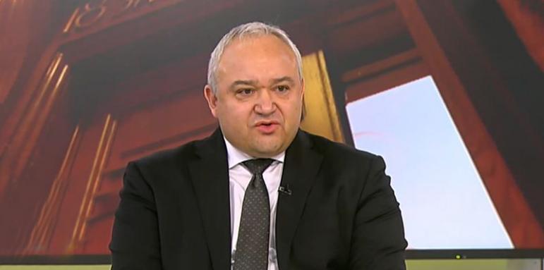Бивш министър сипе люти обвинения по Гешев. Горил документи