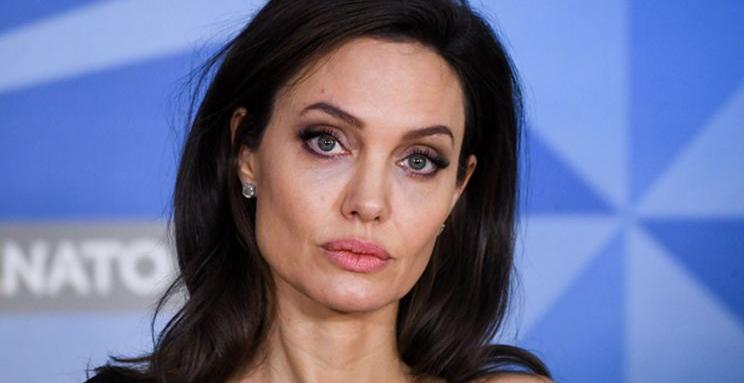 Джоли лишава пет от шестте си деца от наследство