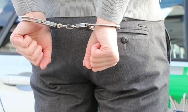Арестуваха 10 при акция в Айтос и Карнобат