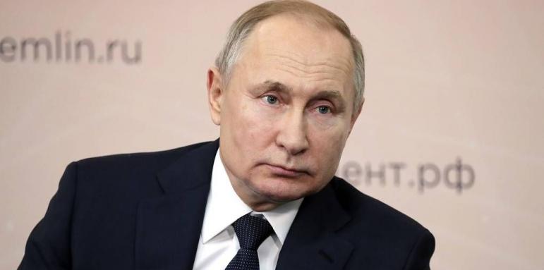 Путин мълчи за бъдещите си планове