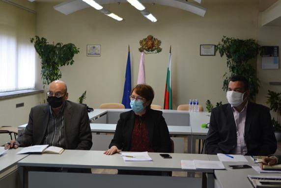 Кметът на Казанлък участва в онлайн среща на Градски дневен ред