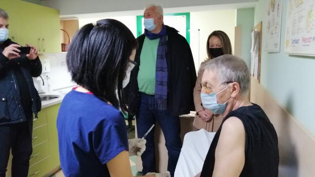 Спокойно, ваксината не боли!