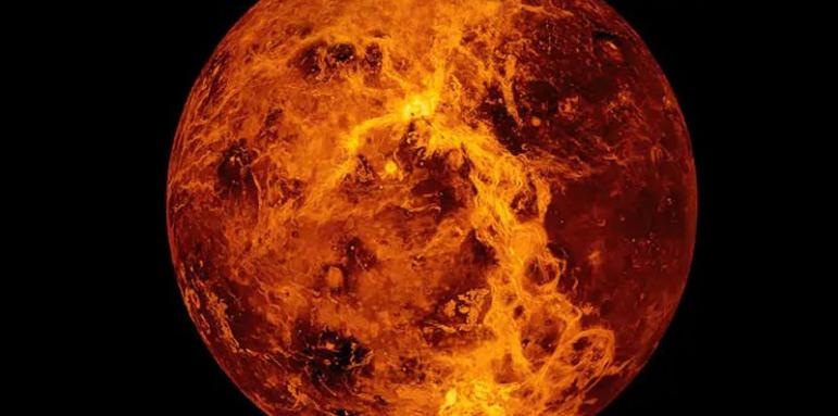 Откриха признаци на живот на Венера