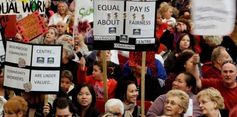 Колко да чакат жените за равни заплати с мъжете