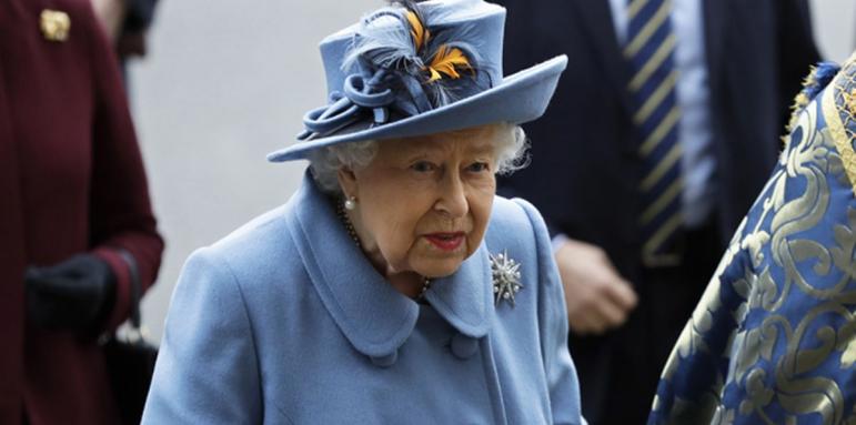 Трябва ли да се срамува Елизабет ІІ и от какво?