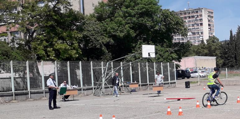 Старозагорски ученици мерят сили в Националното състезание по безопасност на движението по пътищата