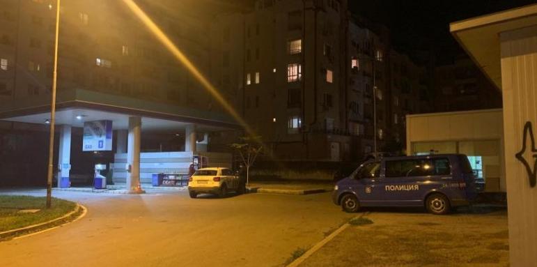 Полицията издирва обралия газостанция в София