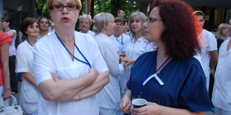 300 от болницата в Хасково бранят шефа си на кафе
