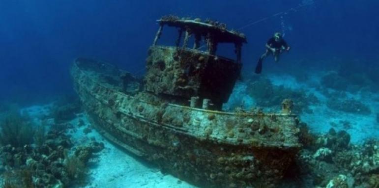 Бургас с план за подводни атракции