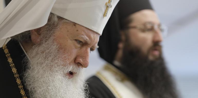 Инцидент с патриарх Неофит, откаран е в болница
