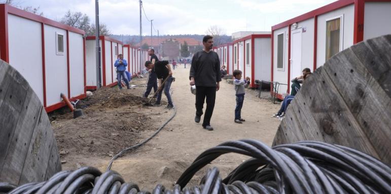 Автобусите с бежанци са отпътували обратно към Хасково