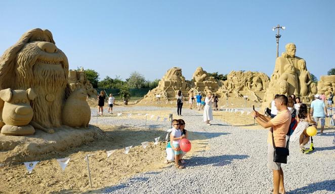 Ново издание на Фестивала на пясъчните скулптури в Бургас