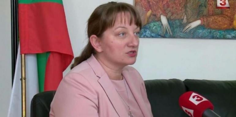 Едва 12 000 деца са се върнали в училище