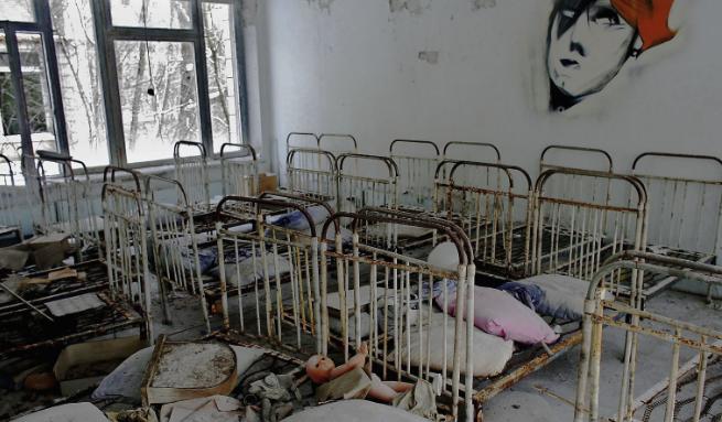 Преди 36 г.: Чернобил изпусна 500 атомни бомби, народът яде радиационни марули