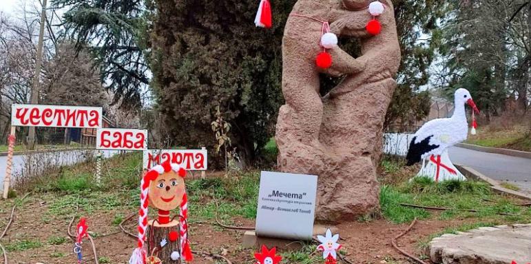 Зоопарк Стара Загора посреща с празнична украса