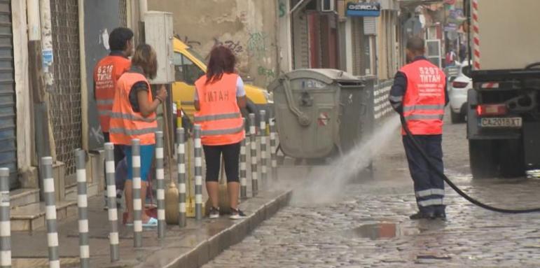 Мият улици и булеварди в София от 12 август