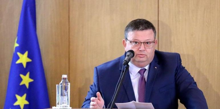 Цацаров: Щом няма факти - няма купуване на гласове