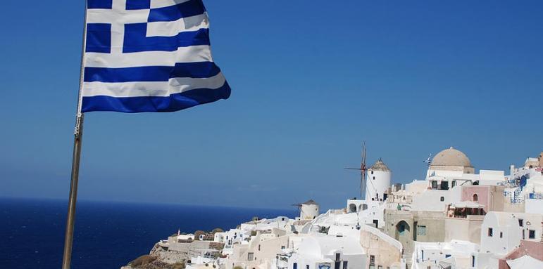 Гърция удължи задължителната военна служба