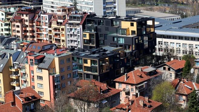 Чудо! Цените на жилищата в София със спад през лятото