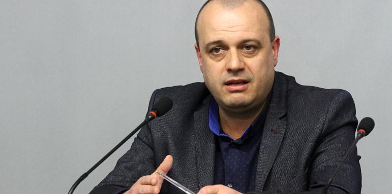 Проданов в атака! Кой е виновен за цената на кашкавала?