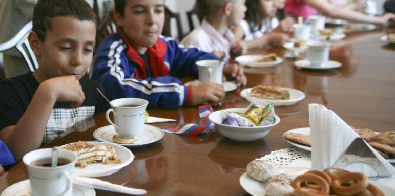 Столовата в училище само с продукти от региона