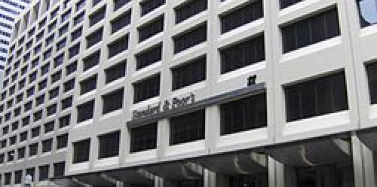 Standard & Poor's повиши кредитния рейтинг на България