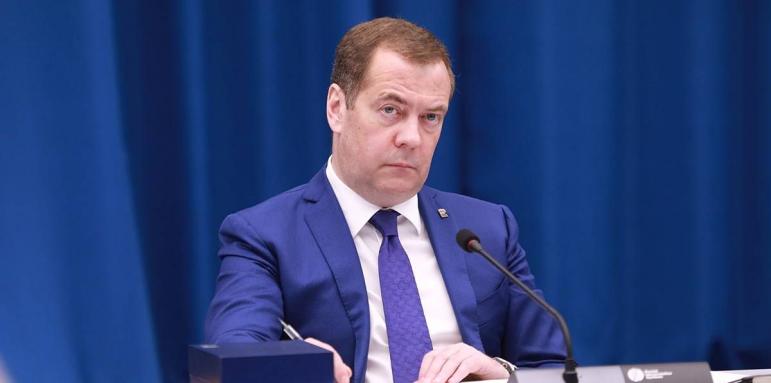 Медведев заговори за апокалипсис. Защо може да се случи