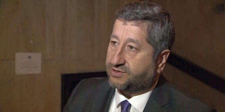 Христо Иванов остава лидер на "Да, България"