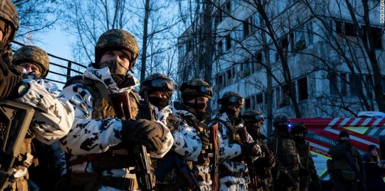 Украйна прати хиляди военни в Чернобил, за какво се готвят