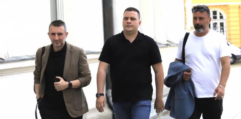 Знакови лица от ИТН се отказват от местата си в парламента