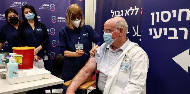 Израел тества четвърта доза, кого набодоха експериментално