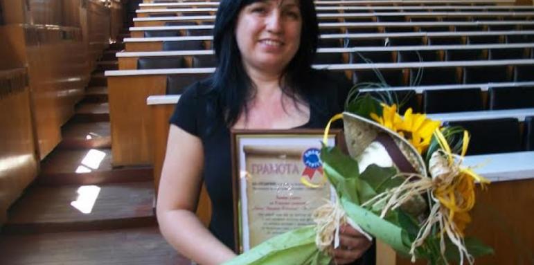 Янка Ангелова сменила медицината с черната дъска