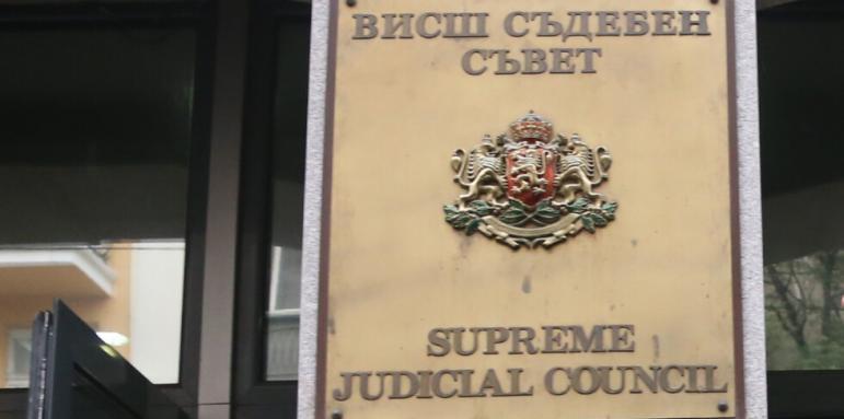 Тече изборът на нов представител във ВСС