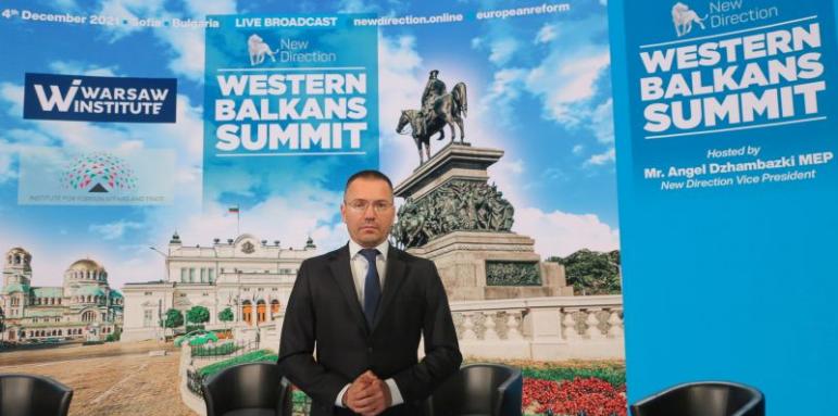 Джамбазки хвърли обвинения към Сърбия и Северна Македония