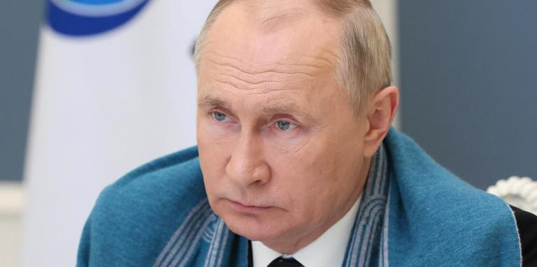 Путин за ваксините: „Пляс-пляс-пляс – и да върви” 
