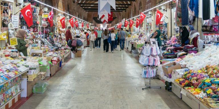 За пазаруващите в Одрин: Кои стоки поевтиняват заради намаления ДДС