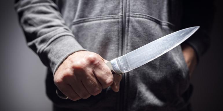 Син уби майка си в кърджалийско село