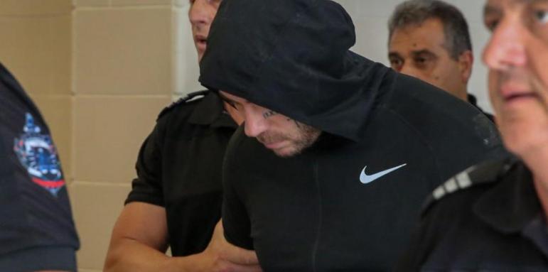 Вкараха Георги Семерджиев в съда, той се прави на побъркан