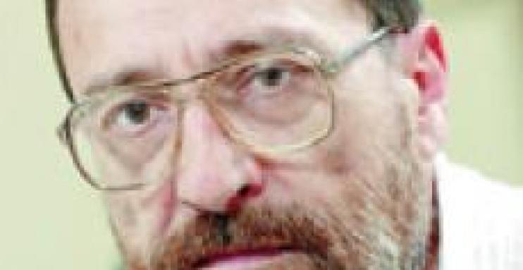 Да се давиш на инат