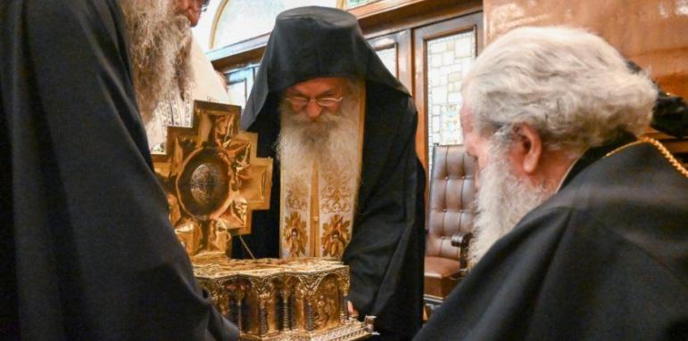 Светогорско чудо донесе здраве в дома на патриарх Неофит