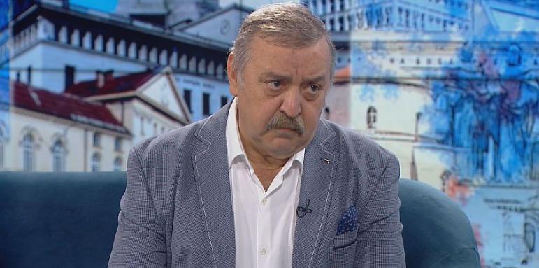Кантарджиев подплаши хората в наводнените райони